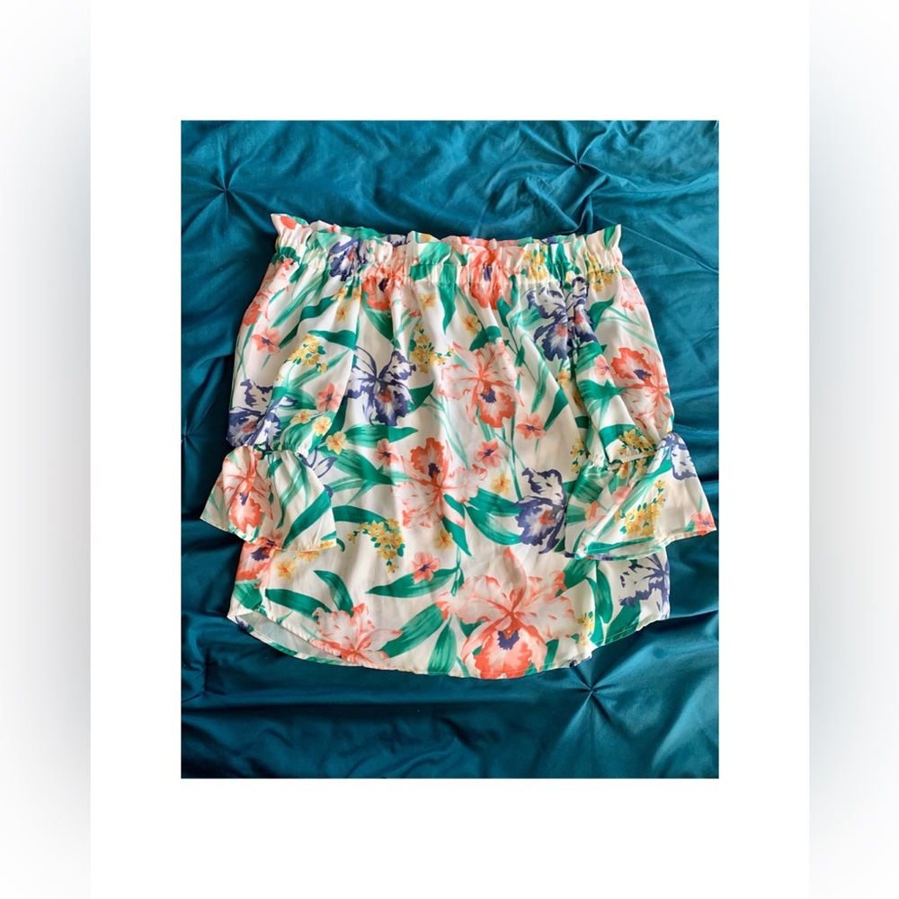 White Floral Off the Shoulder Blouse